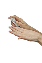 Load image into Gallery viewer, Clé de Peau Beauté Concentrated Brightening Eye Serum