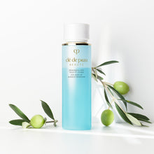 Load image into Gallery viewer, Clé de Peau Beauté Eye And Lip Makeup Remover