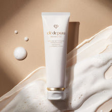 Load image into Gallery viewer, Clé de Peau Beauté Softening Cleansing Foam