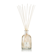 Load image into Gallery viewer, Petali di rose - Sophie Cosmetics & Accessories Ltd