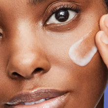 Load image into Gallery viewer, Shiseido Vital Perfection LiftDefine Radiance Serum - Sophie Cosmetics & Accessories Ltd