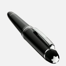 Load image into Gallery viewer, Montblanc Meisterstück Platinum-Coated Fountain Pen