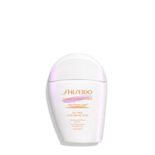 Load image into Gallery viewer, Shiseido Urban Environment Oil-Free Sunscreen SPF 42  Lightweight, daily oil-free sunscreen protects against harmful UV rays, hydrates skin, and doubles as a face primer.
