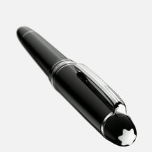 Load image into Gallery viewer, Montblanc Meisterstück Platinum-Coated Fountain Pen
